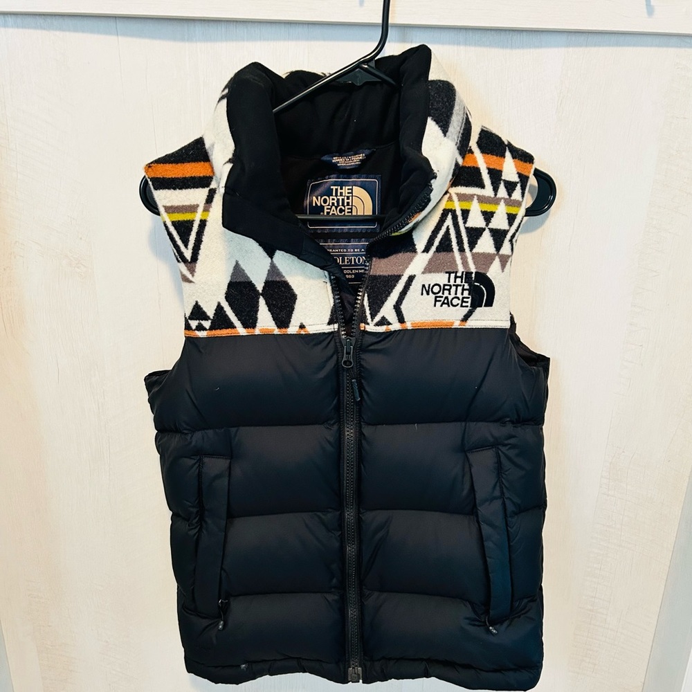 Brand new Pendleton North Face Vest